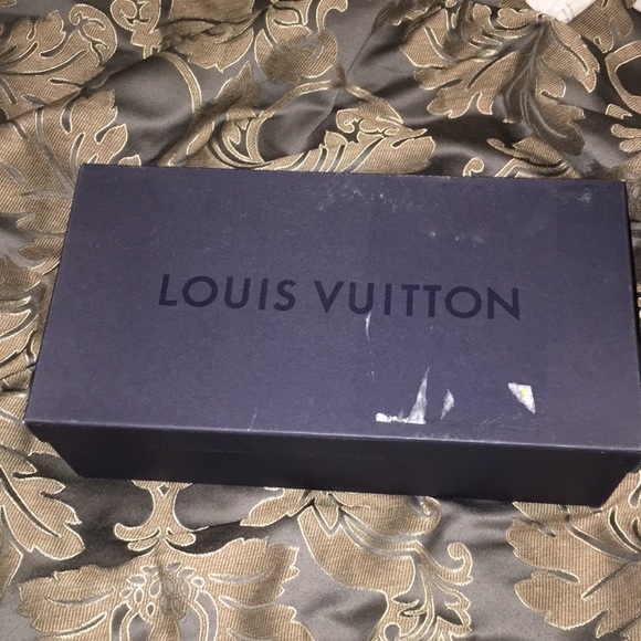 Dauphine Louis Vuitton loafers - Picture 7 of 7